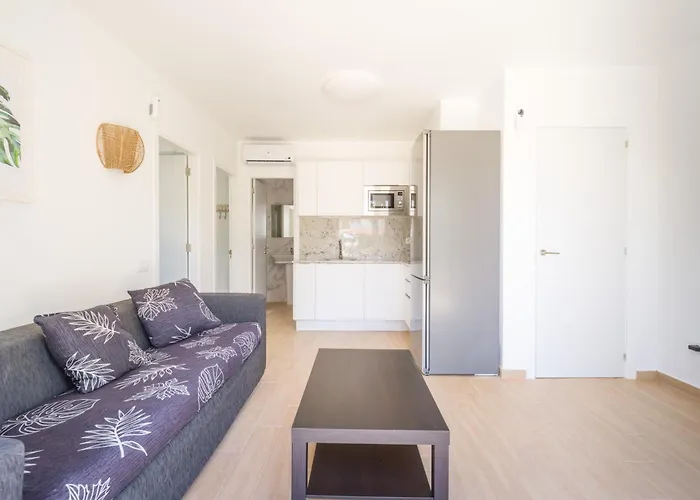 Moderno En Recien Reformado Apartment *